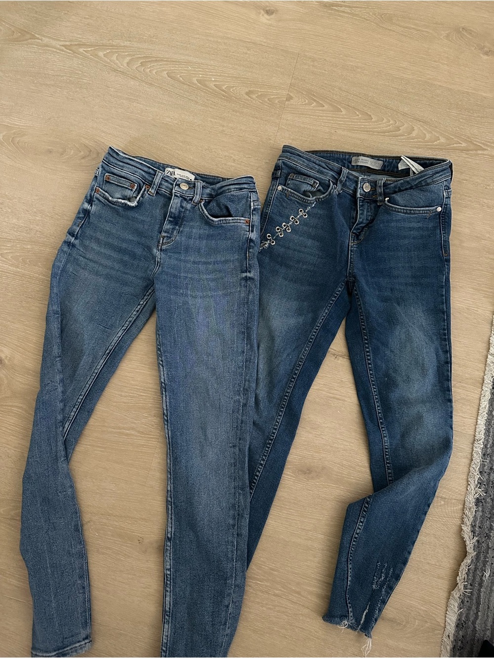Zara Women's Skinny Jeans - Classic Mid Wash Denim